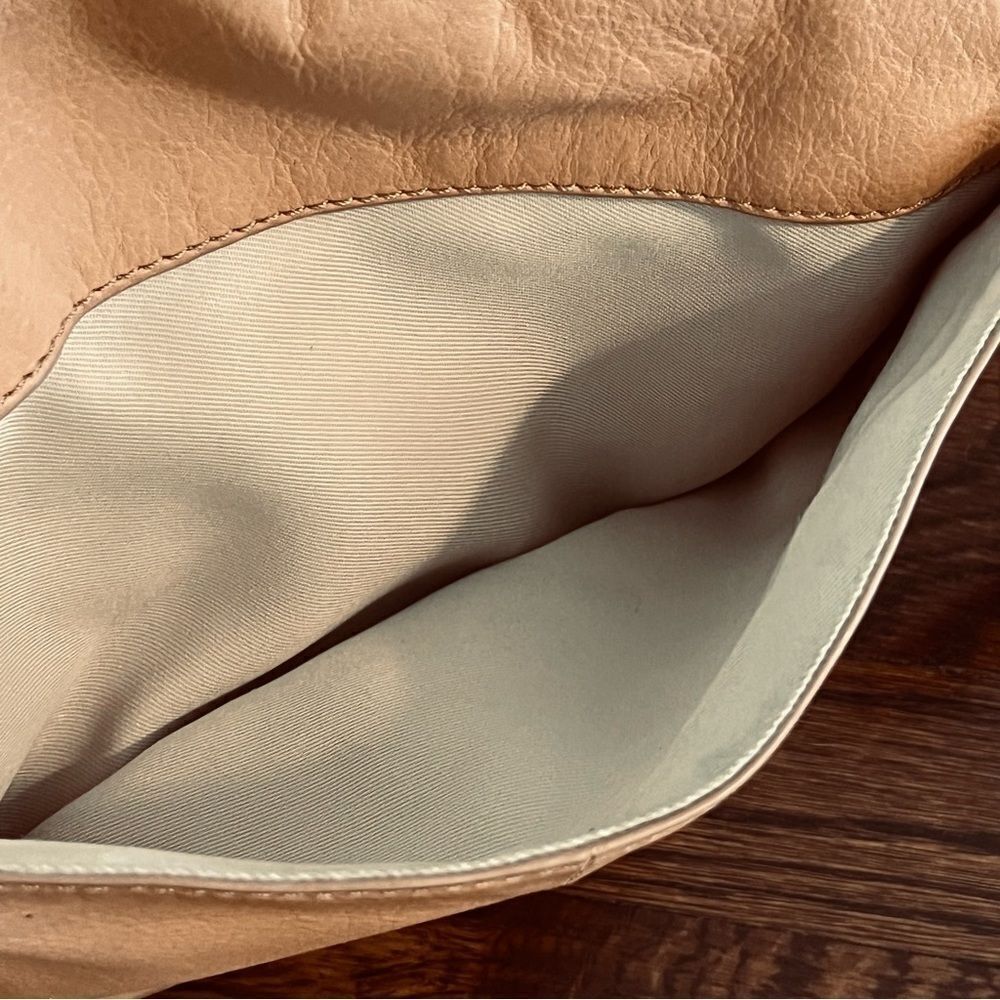 Lucky Brand Light Tan Leather Crossbody Bag - Picture 10 of 13